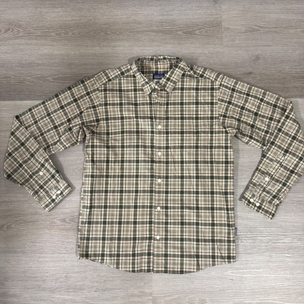 Patagonia Button Down Shirt Mens M Green Plaid Organic Cotton Blend 53935